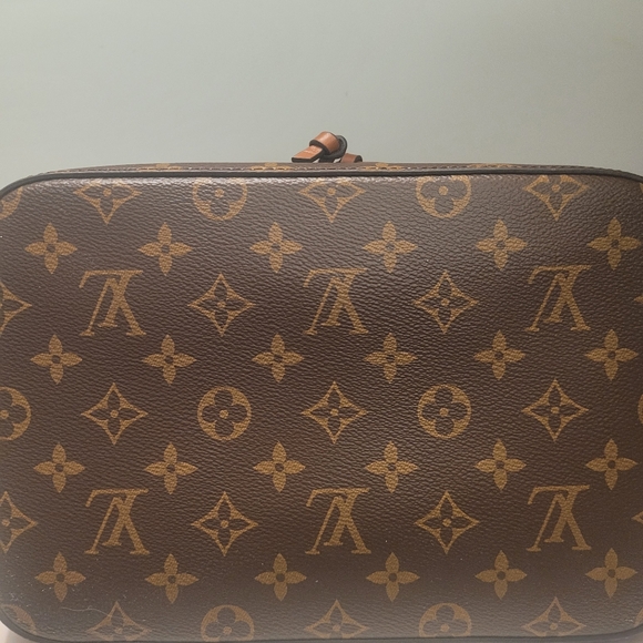 Classic Brown Monogram Shoulder Bag - Picture 8 of 8